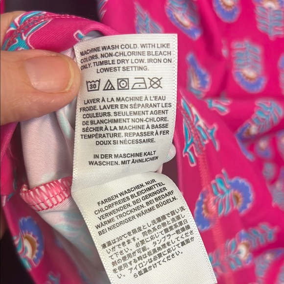 Practically new J. Crew Pink and Blue Women's Swim Top Rashguard. So pretty! - Picture 13 of 16